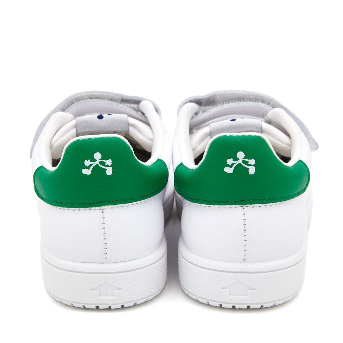 Zapatillas Blancas y Verde Tira Adherente Titanitos