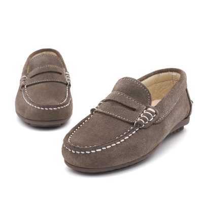 Mocasín para Niño con antifaz de Piel serraje Topo - Pasitrote 2