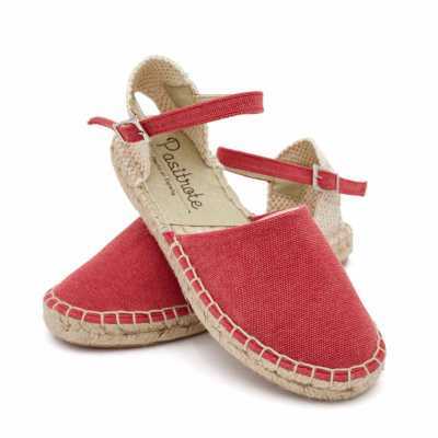 Alpargata Roja para Niña. Hecha artesanalmente en España - Pasitrote 2