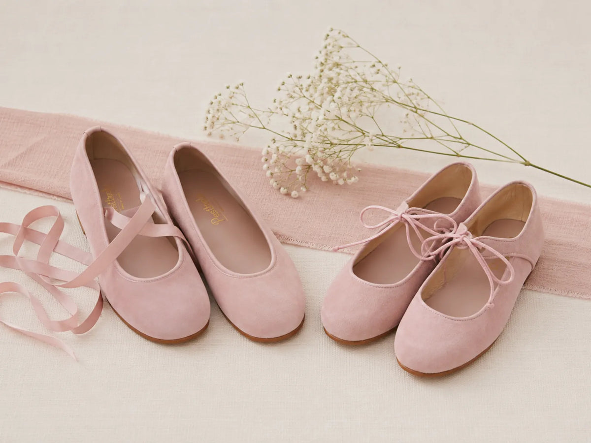 Zapatos a juego para hermanas rosa empolvado