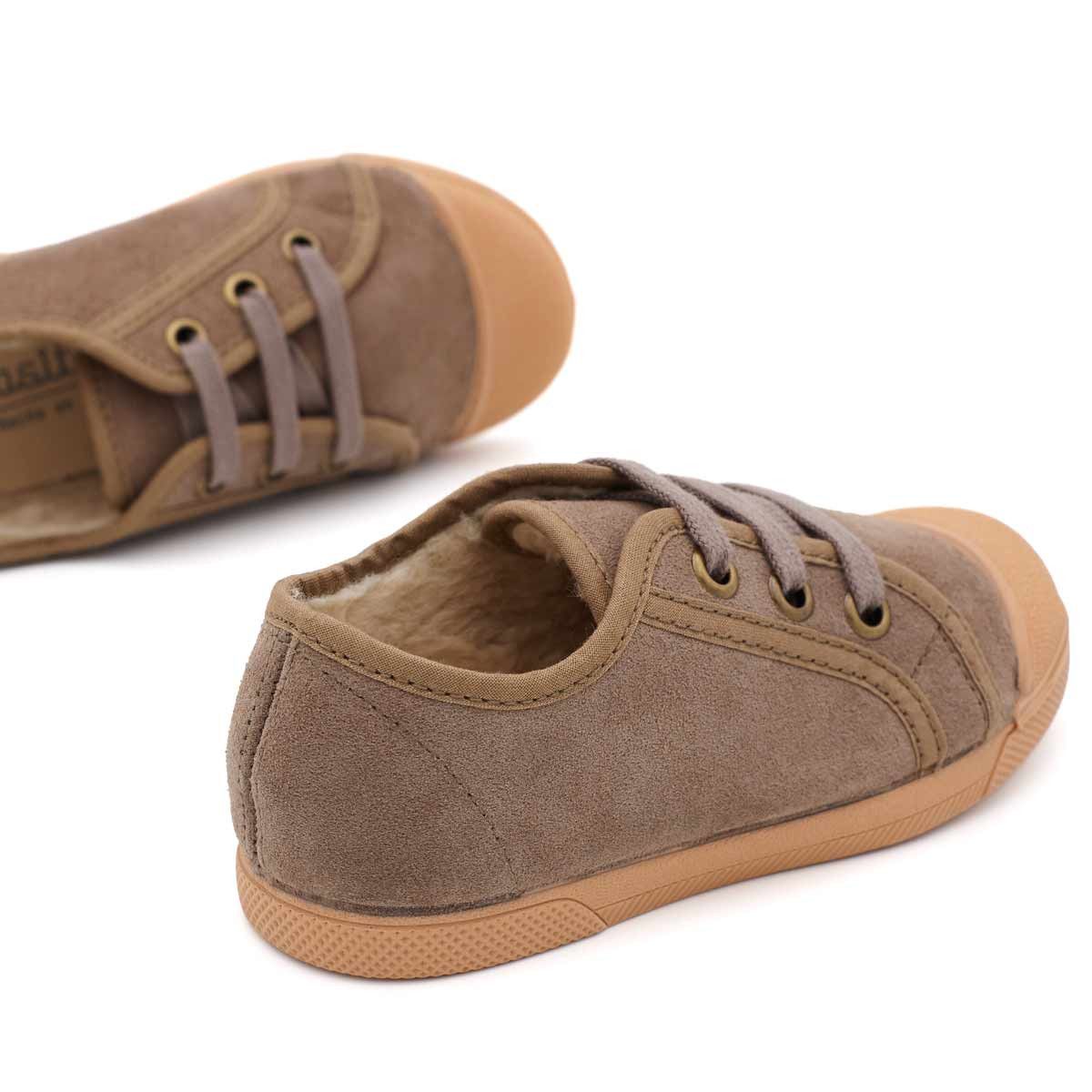 Zapatilla Borreguito Serraje Taupe