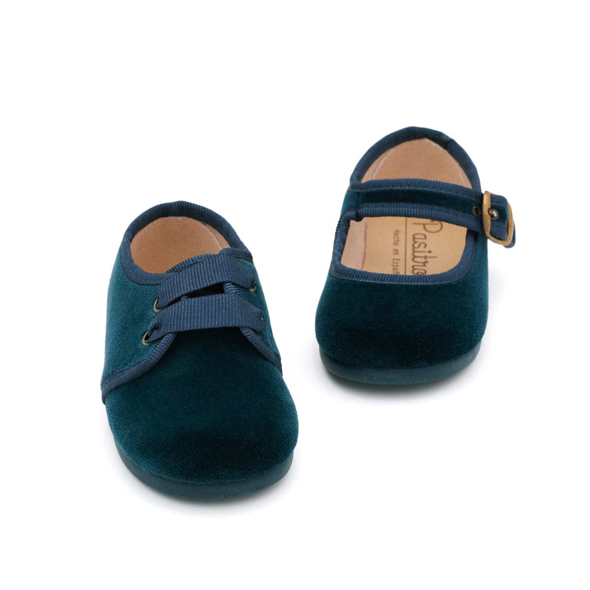 Blucher Terciopelo Petróleo