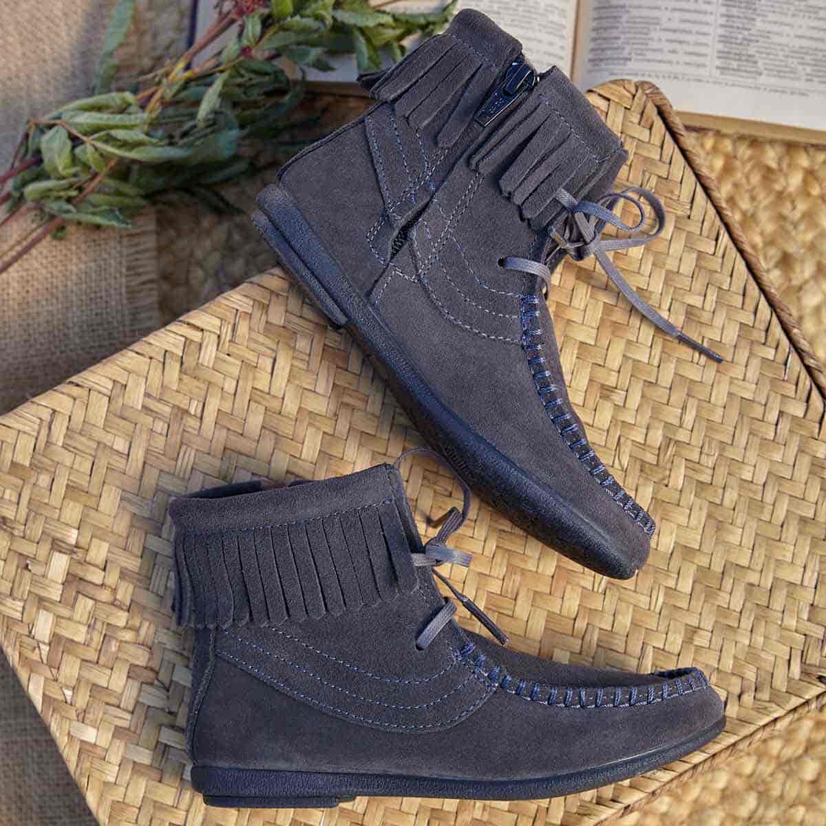 Botas Niña Flecos Serraje Gris