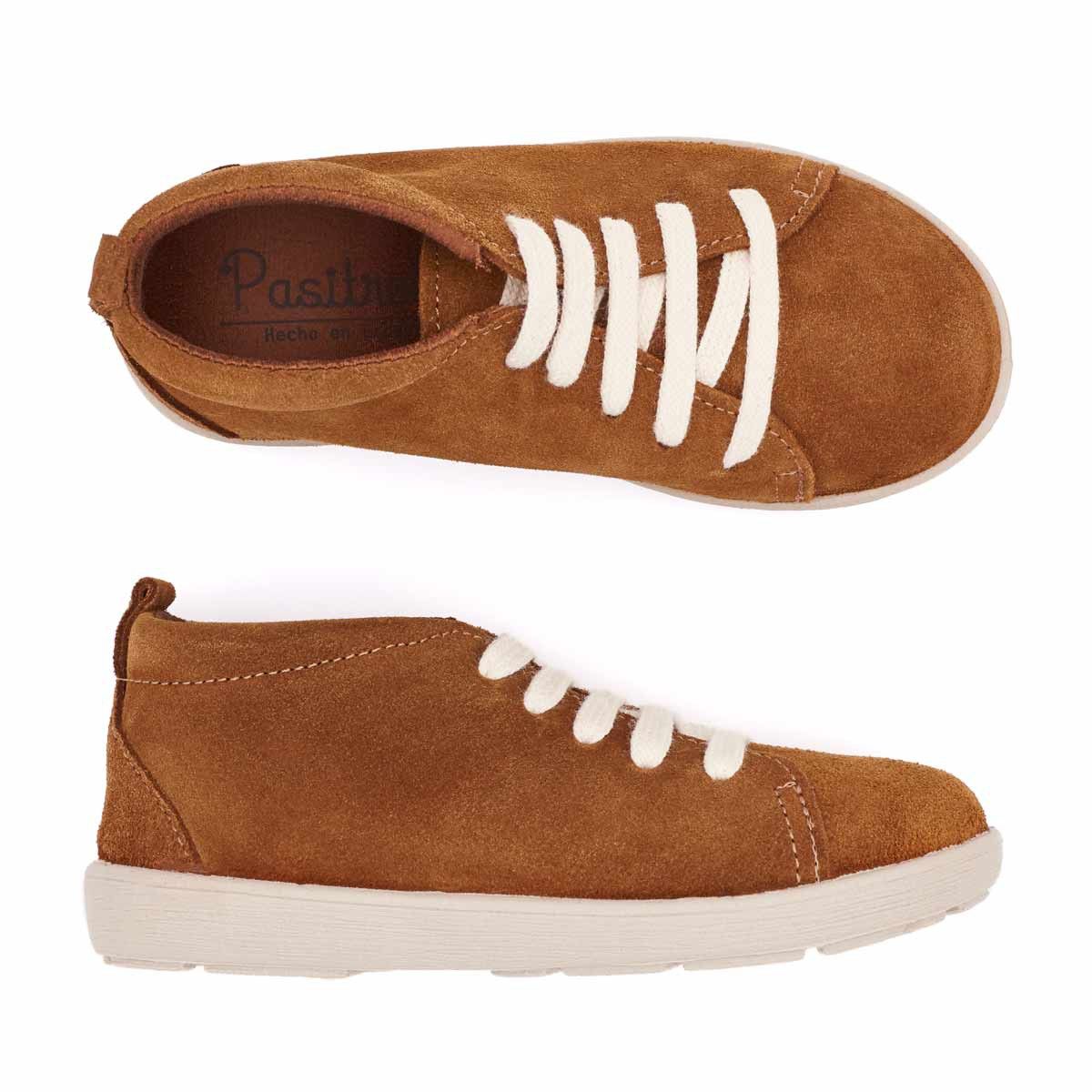 Botas Deportivas Serraje Cuero