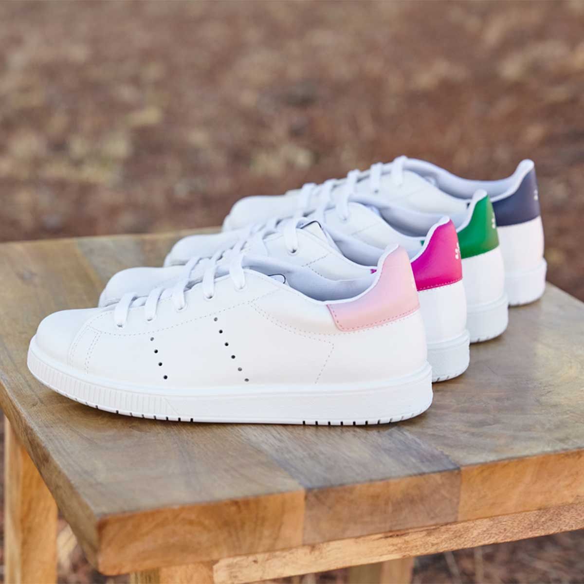 Zapatillas Blancas y Marino Titanitos