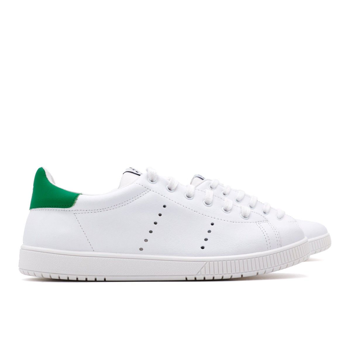 Zapatillas Blancas y Verde Titanitos
