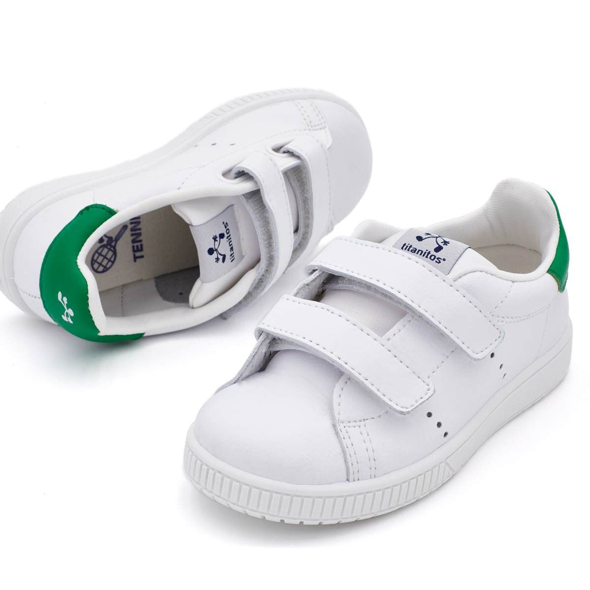 Zapatillas Blancas y Verde Tira Adherente Titanitos