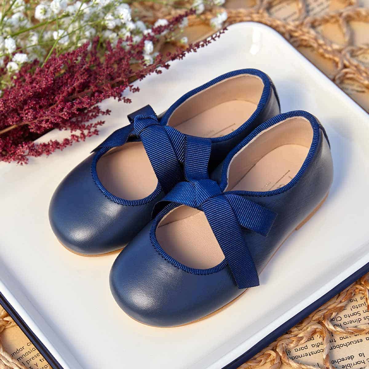 Merceditas Lazo Piel Azul Marino