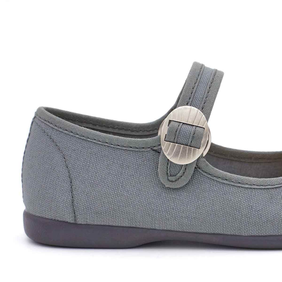 Merceditas Hebilla Lona Gris