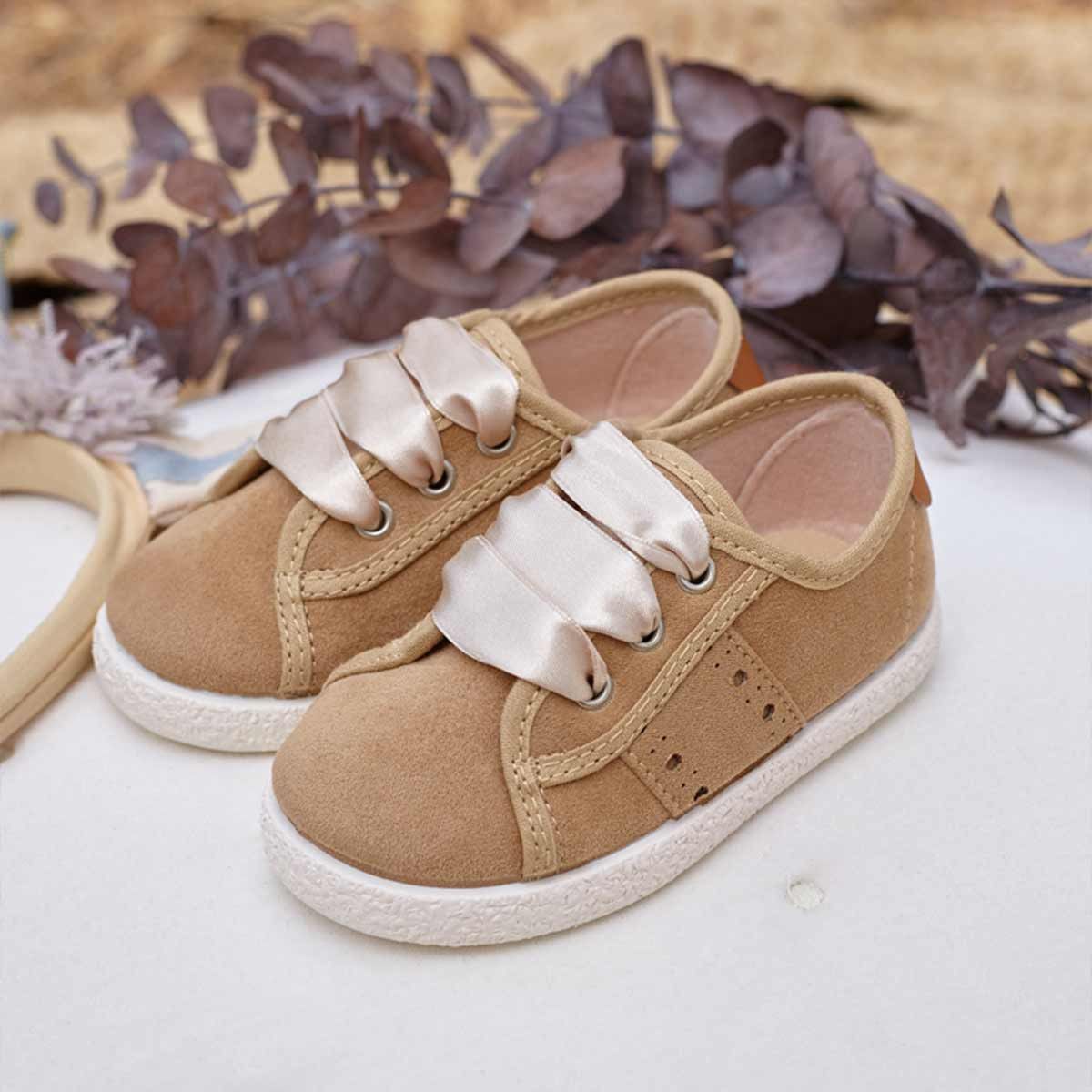 Zapatilla Niña Camel Lazo