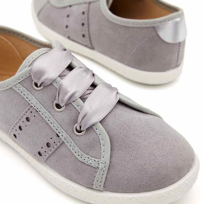 Zapatilla Niña Gris Lazo